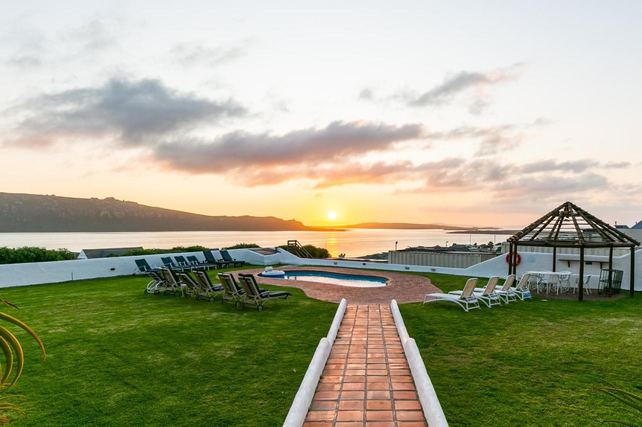 Adventure Pad'S By The Farmhouse Hotel Лангебан Екстериор снимка