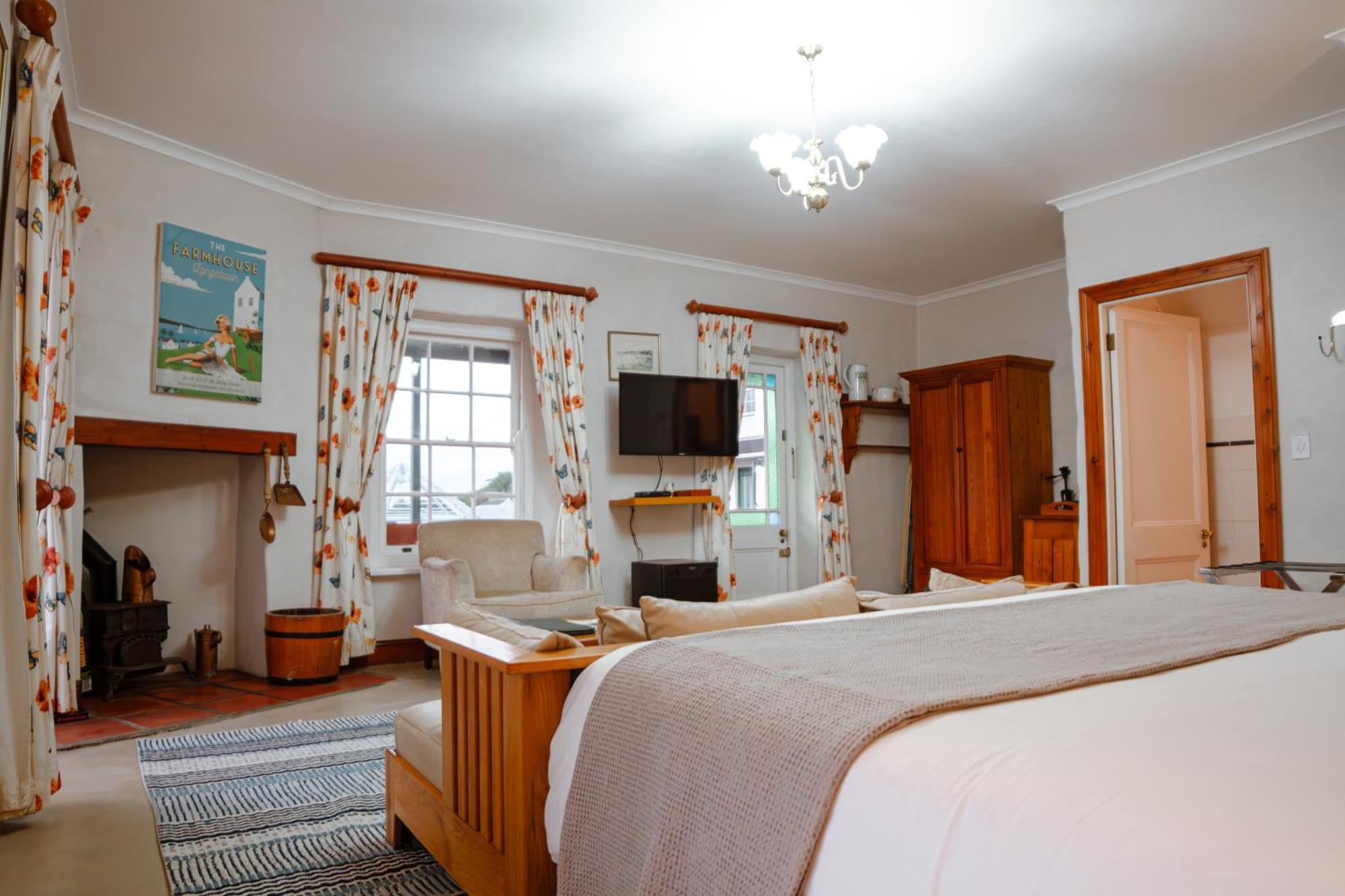 Adventure Pad'S By The Farmhouse Hotel Лангебан Екстериор снимка